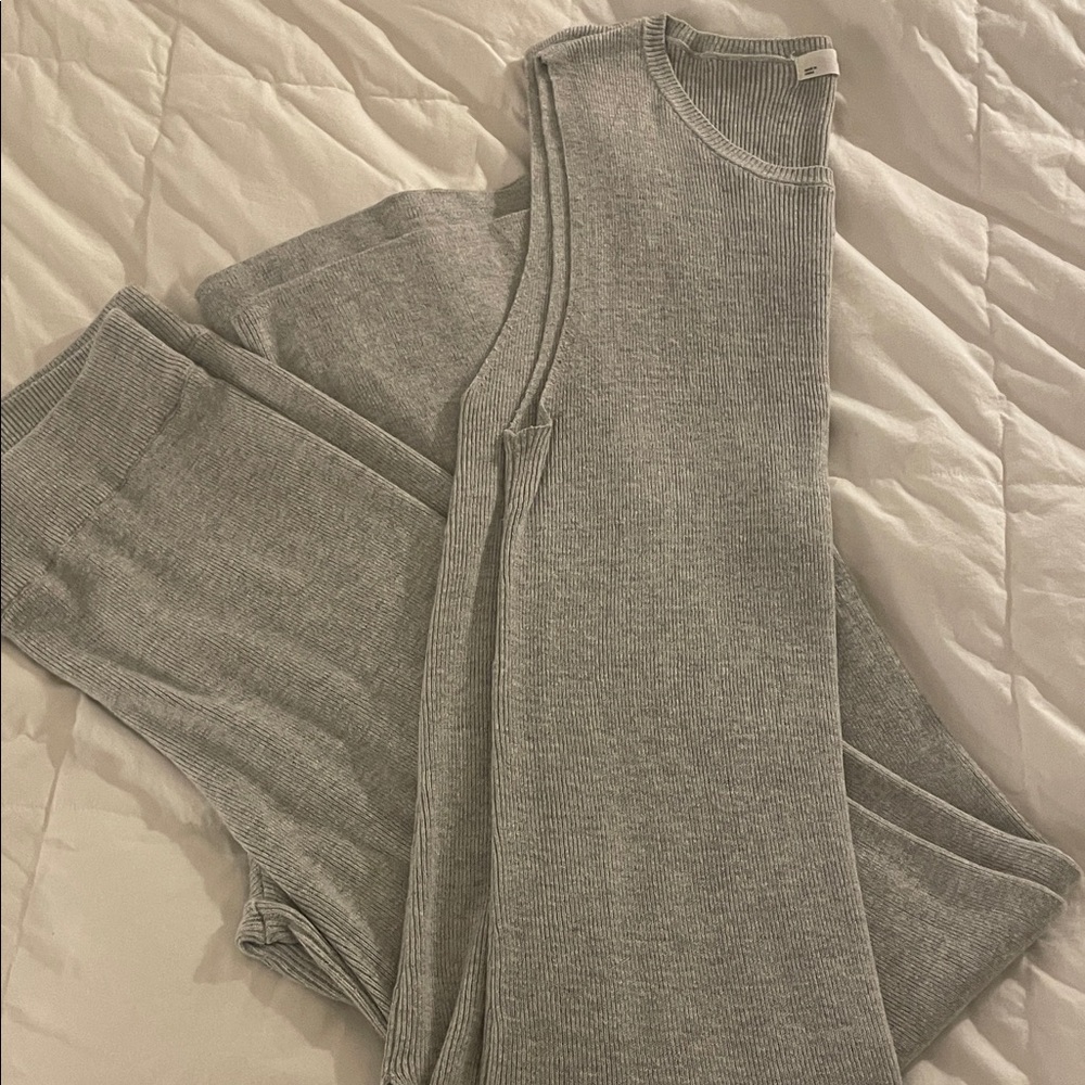 Mango Gray Ribbed Knit Sweater and Pants Set